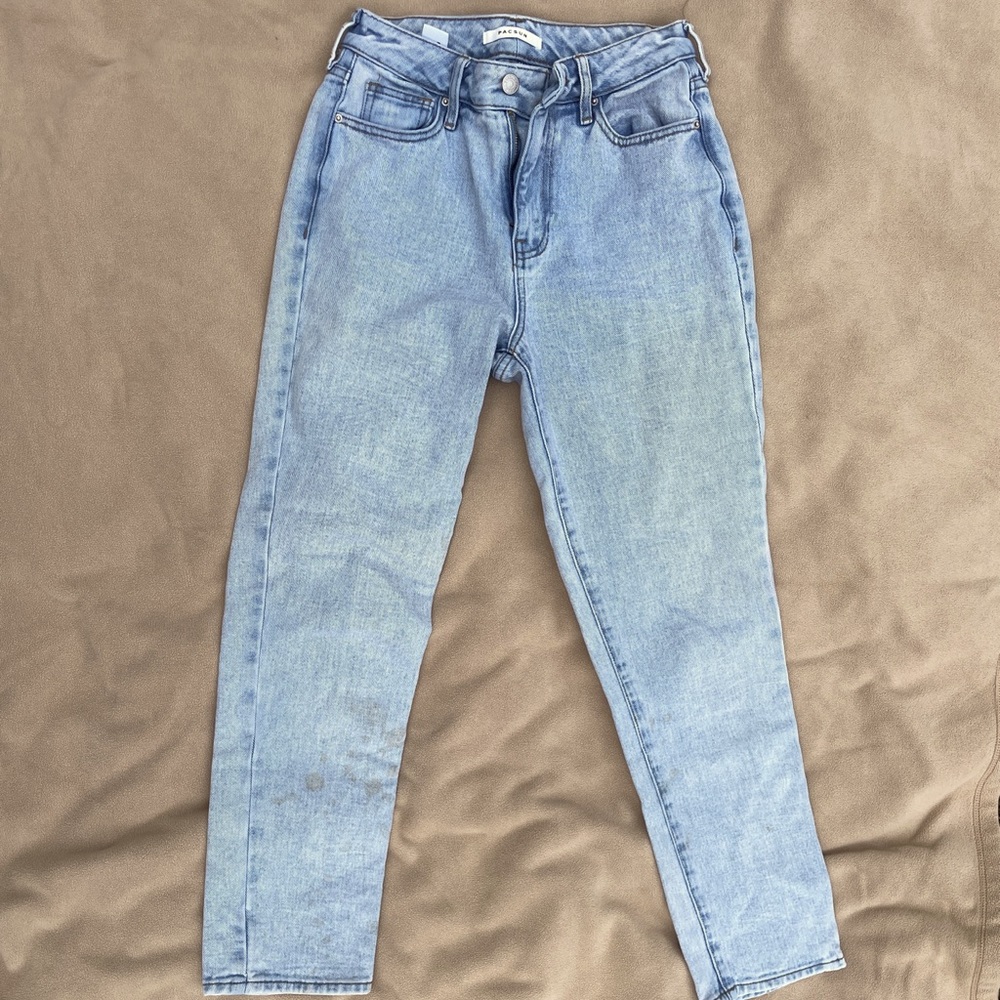 Pacsun light wash denim mom jeans